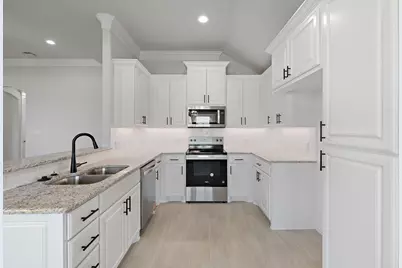 1418 Oleander Drive, Tolar, TX 76476 - Photo 9