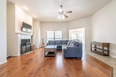 1909 Lazy Court, Granbury, TX 76048 - Photo 7