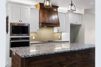 1725 S Hubbard Street, Alvord, TX 76225 - Photo 9