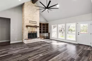 1725 S Hubbard St, Alvord, TX 76225 - Photo 13