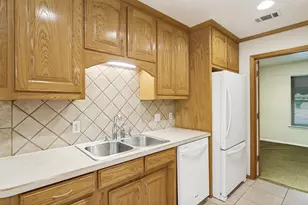 4908 Wheelock Dr, Fort Worth, TX 76133 - Photo 9