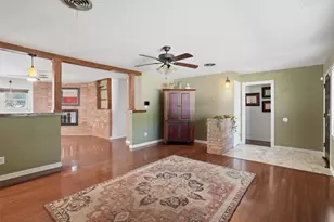 4105 Springbranch Dr, Benbrook, TX 76116 - Photo 7