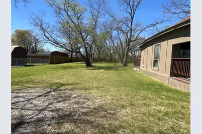 1711 Oriental Street, Bonham, TX 75418 - Photo 5