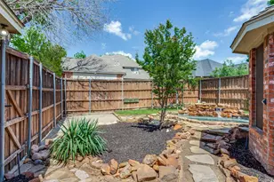 7901 Chaddington Dr, North Richland Hills, TX 76182 - Photo 31