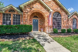 7901 Chaddington Dr, North Richland Hills, TX 76182 - Photo 5