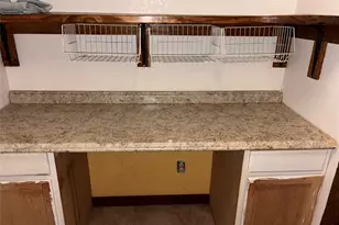 737 Ash St, Burleson, TX 76028 - Photo 9