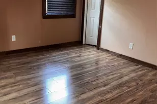 737 Ash St, Burleson, TX 76028 - Photo 7