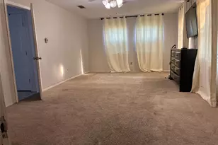 737 Ash St, Burleson, TX 76028 - Photo 5