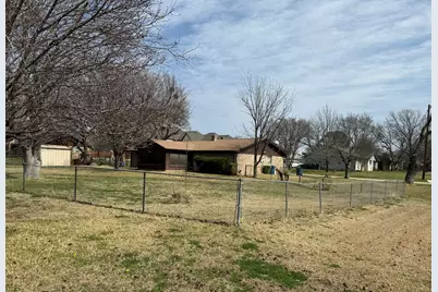 506 Charyl Lynn Drive, Argyle, TX 76226 - Photo 3