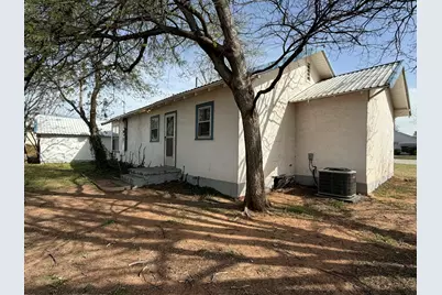 410 W Reiman Street, Seymour, TX 76380 - Photo 17