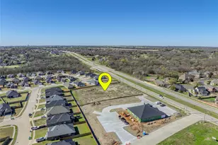 931 N Heritage Pkwy, Sherman, TX 75092 - Photo 1
