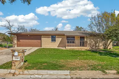 2709 New York Avenue, Fort Worth, TX 76104 - Photo 1