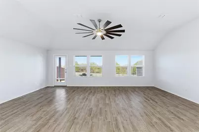 748 Ruellia Street, Weatherford, TX 76086 - Photo 9