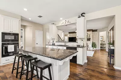 1717 Shadywood Lane, Flower Mound, TX 75028 - Photo 9