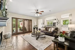 1717 Shadywood Ln, Flower Mound, TX 75028 - Photo 5