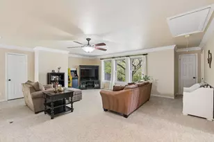 1717 Shadywood Ln, Flower Mound, TX 75028 - Photo 25