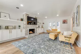 9130 Valley Chapel Ln, Dallas, TX 75220 - Photo 9