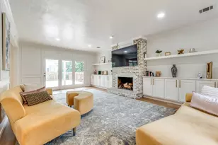 9130 Valley Chapel Ln, Dallas, TX 75220 - Photo 7