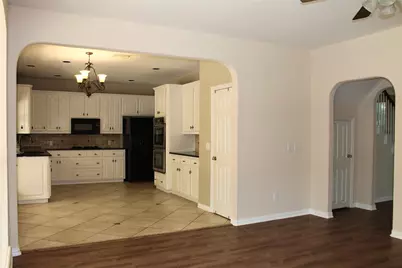 2719 Hidden Lake Drive, Grapevine, TX 76051 - Photo 19