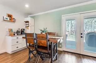 716 Thousand Oaks Dr, Hurst, TX 76054 - Photo 13