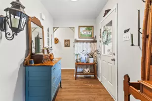 3906 Castlehill Ct, Arlington, TX 76016 - Photo 9