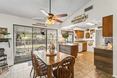 3906 Castlehill Court, Arlington, TX 76016 - Photo 13