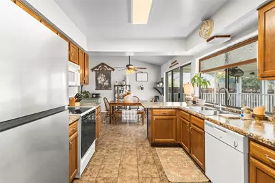 3906 Castlehill Court, Arlington, TX 76016 - Photo 19