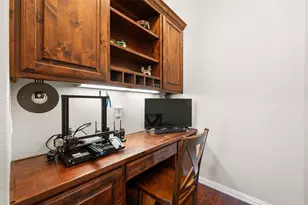 409 Emerald Ct, Burleson, TX 76028 - Photo 15