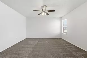 2932 Marco Dr, Grand Prairie, TX 75052 - Photo 15