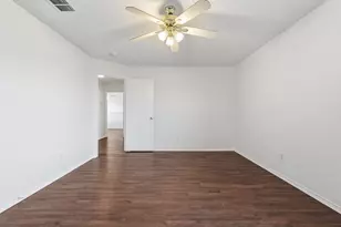 2932 Marco Dr, Grand Prairie, TX 75052 - Photo 23