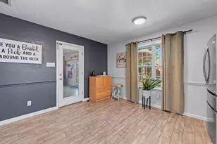 812 Minuteman Dr, Blue Mound, TX 76131 - Photo 11