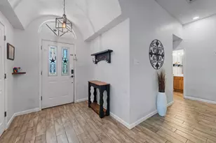 812 Minuteman Dr, Blue Mound, TX 76131 - Photo 3