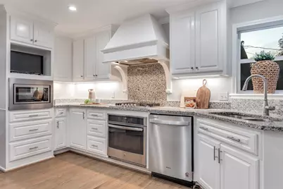 6151 Ravendale Lane, Dallas, TX 75214 - Photo 13