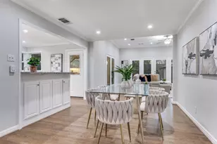 6151 Ravendale Ln, Dallas, TX 75214 - Photo 15