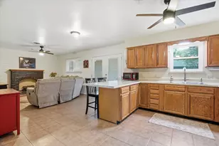 5509 Wharton Dr, Fort Worth, TX 76133 - Photo 13