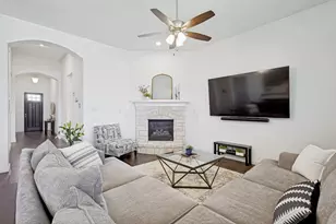 1921 Campground Wy, Aubrey, TX 76227 - Photo 7