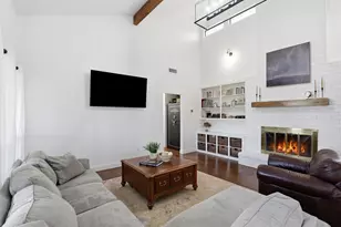 209 Lansford Dr, Benbrook, TX 76126 - Photo 9