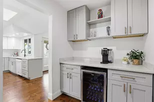 209 Lansford Dr, Benbrook, TX 76126 - Photo 31