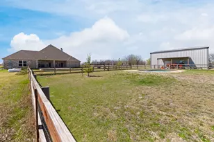 5750 High Mesa Dr, Justin, TX 76247 - Photo 39