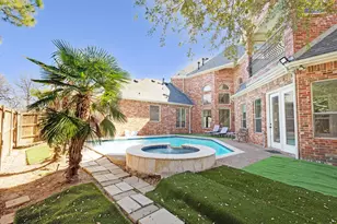 1004 Drake Dr, Euless, TX 76039 - Photo 5