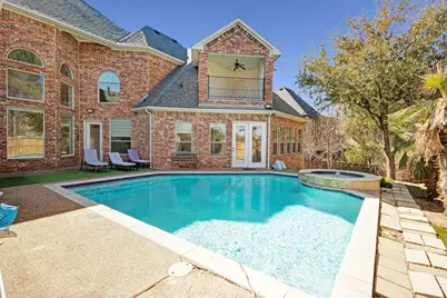 1004 Drake Drive, Euless, TX 76039 - Photo 7