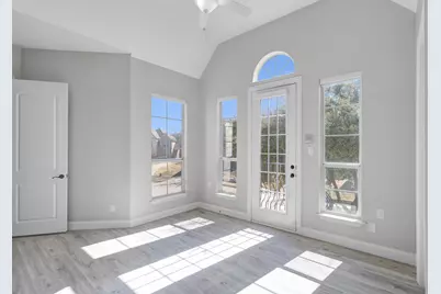 1004 Drake Drive, Euless, TX 76039 - Photo 9