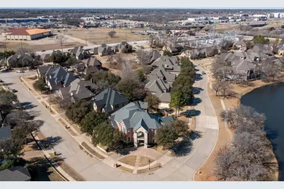 1004 Drake Drive, Euless, TX 76039 - Photo 3