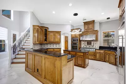 1004 Drake Drive, Euless, TX 76039 - Photo 29