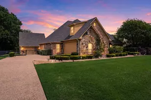 205 Canal St, Corsicana, TX 75109 - Photo 1