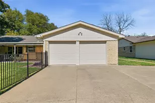 709 Colonial Dr, Garland, TX 75043 - Photo 29