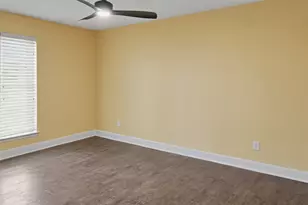 709 Colonial Dr, Garland, TX 75043 - Photo 23