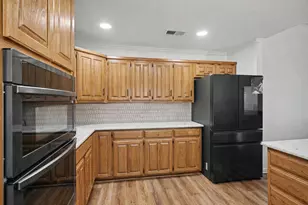 6030 Acton Meadows Ct, Granbury, TX 76049 - Photo 11