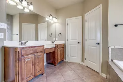 140 Champion Court, Weatherford, TX 76087 - Photo 21