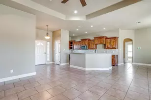 140 Champion Ct, Weatherford, TX 76087 - Photo 9